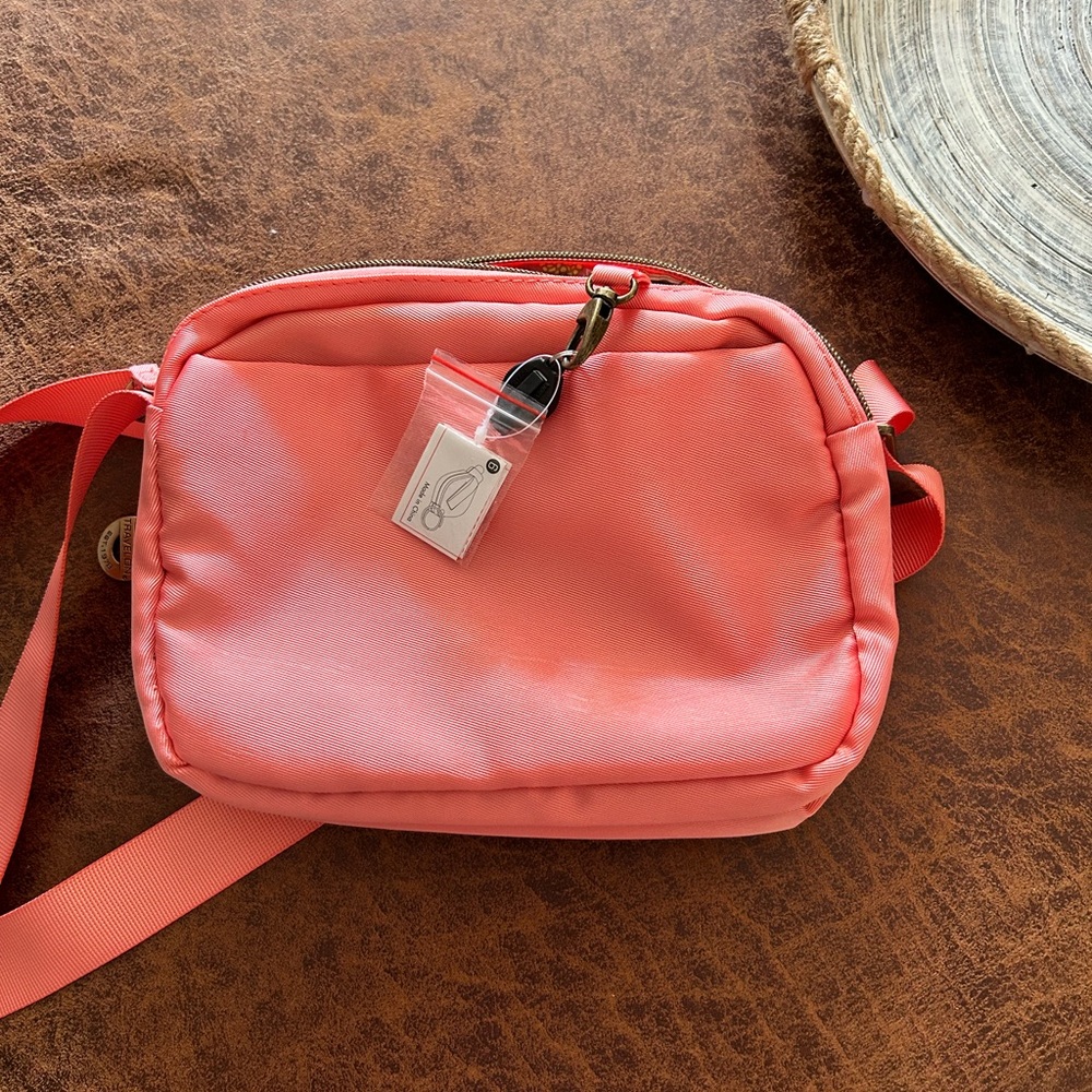 Travelon Pink Crossbody Bag with Gold Accents - Picture 3 of 6